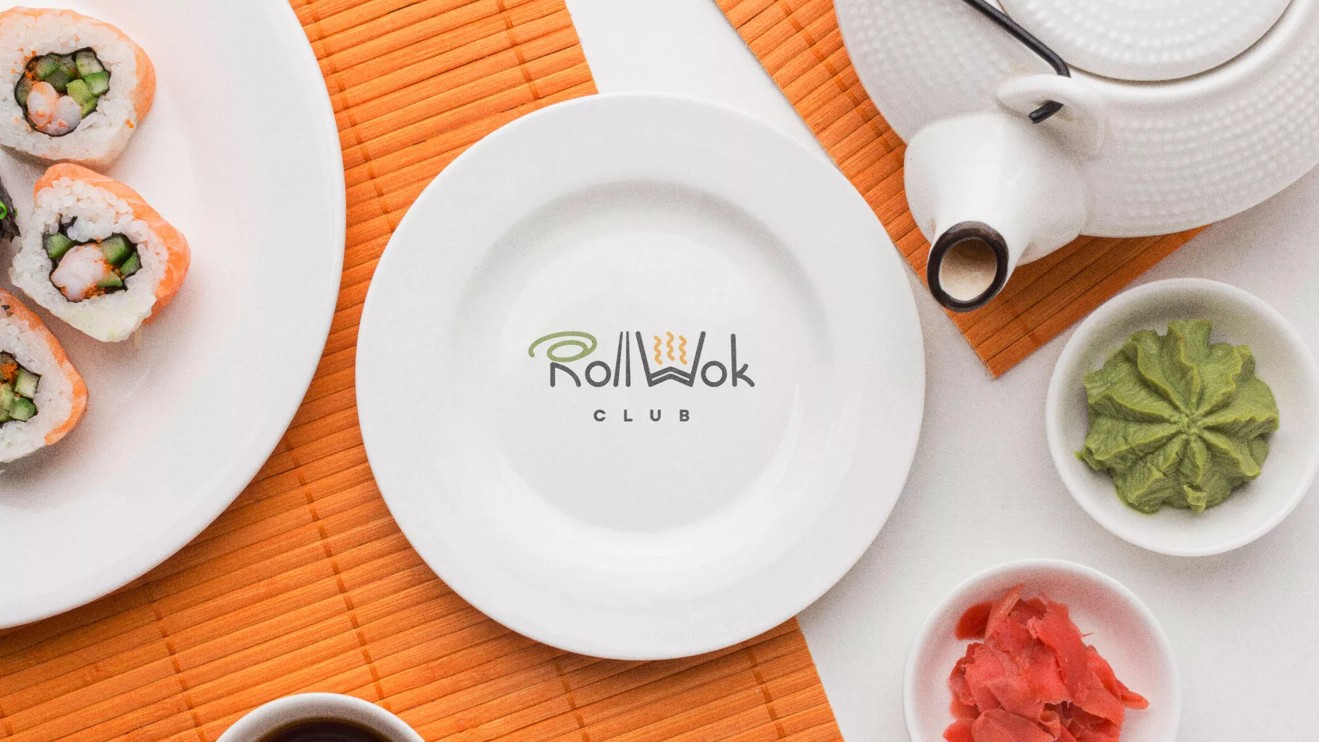 Разработка логотипа и фирменного стиля в Чёрмозе для суши-бара «Roll Wok Club» Разработка логотипа и фирменного стиля в Чёрмозе для суши-бара «Roll Wok Club»